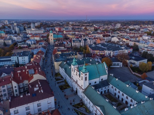 особливості безкоштовного житла для працівників в різних містах Польщі